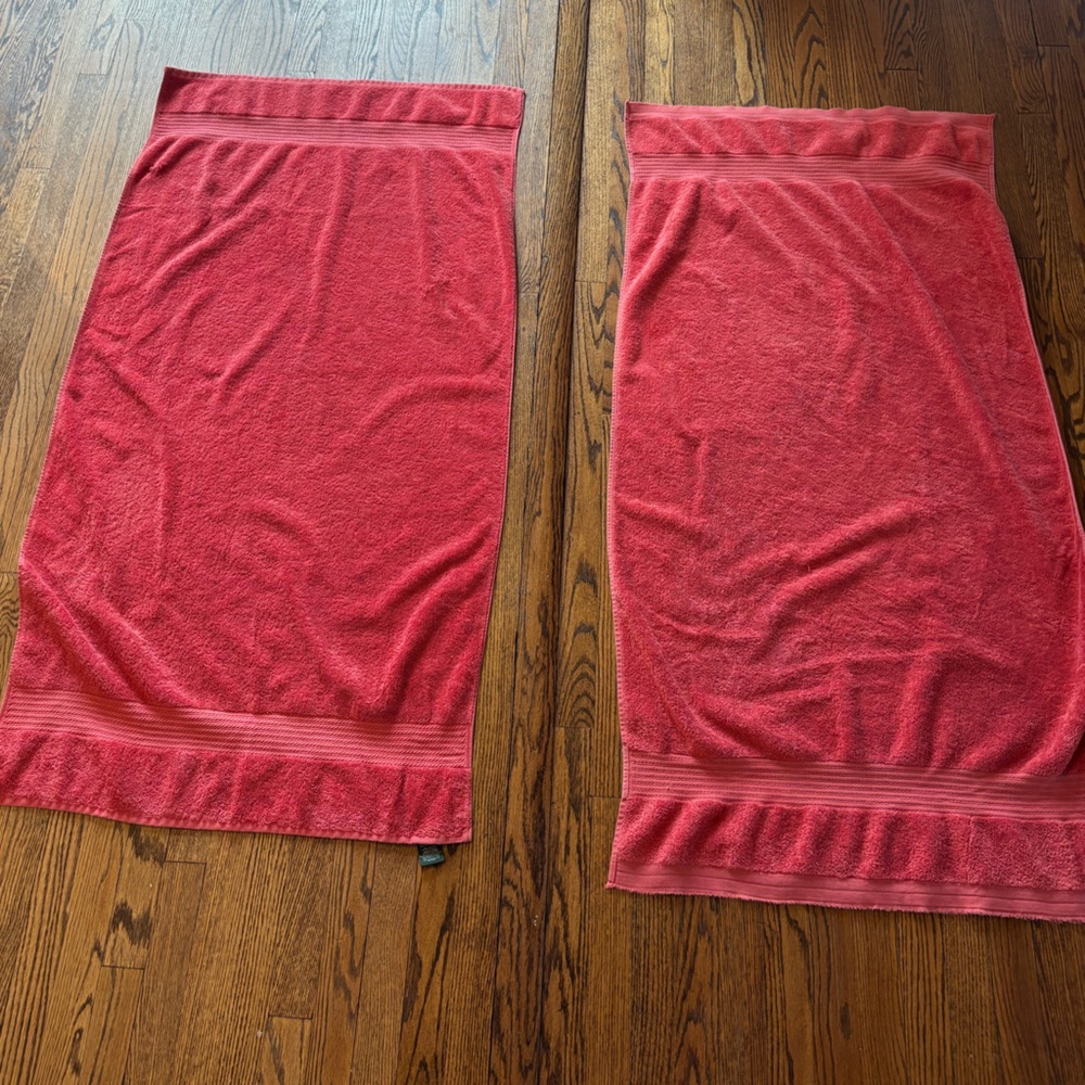 Ralph Lauren Rich Red Towel (set of 2)